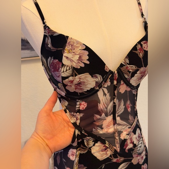 RACHEL RACHEL ROY FLORAL PRINTED MESH MONOKINI ONE-PIECE SWIMSUIT - Picture 9 of 13